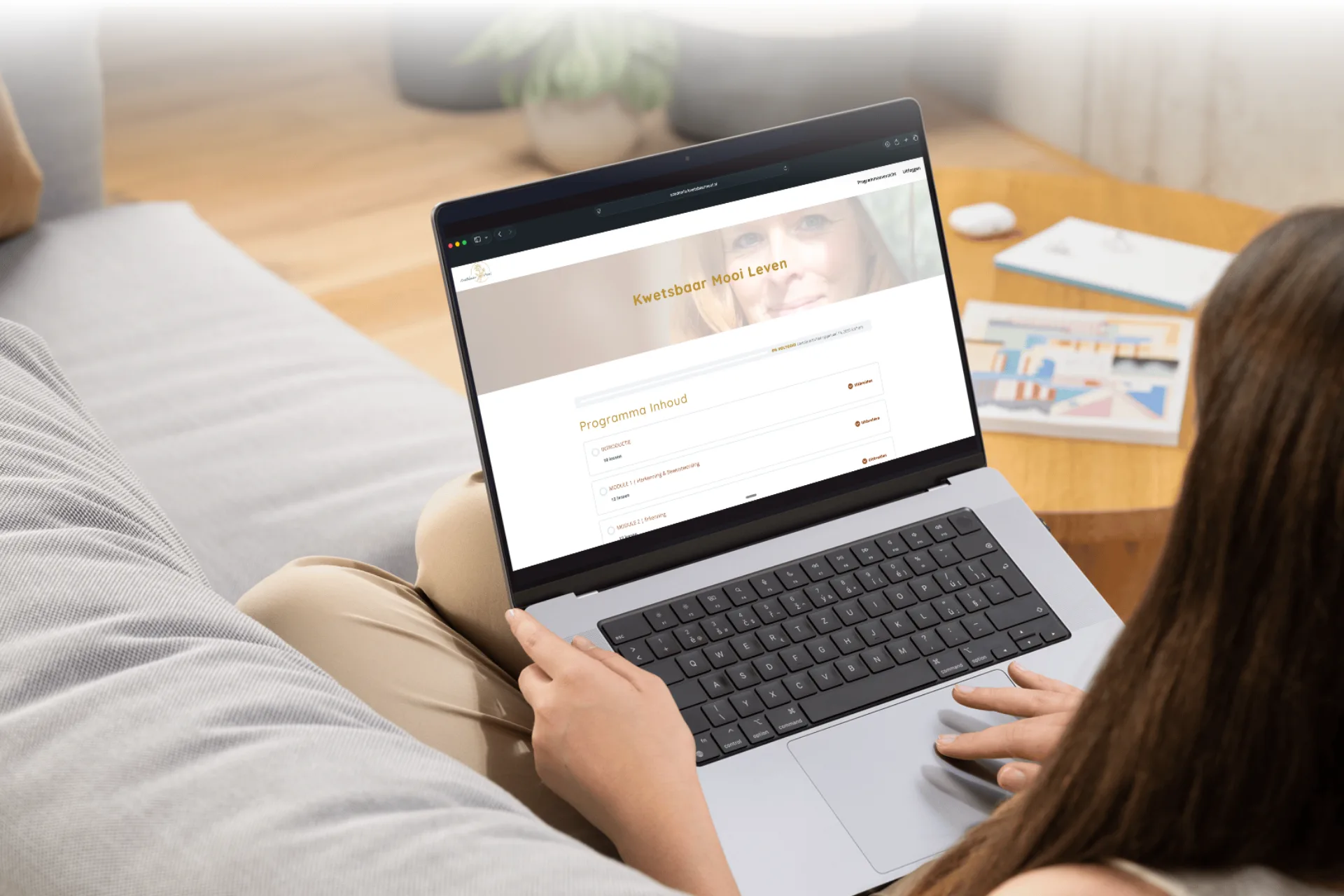 Kwetsbaar Mooi - online programma begeleiding bij eetstoornissen